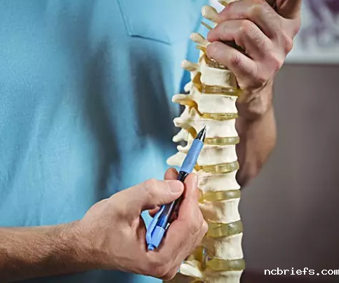 双12丨【必威app精装版下载官网安装苹果】品牌国康奉告骨质疏松“偏爱”人群,用公式测出你的骨密度